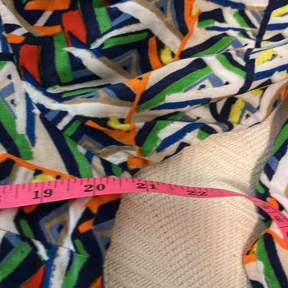 Unbranded button down shirt, pockets in front, colorful design, size L - Picture 7 of 7